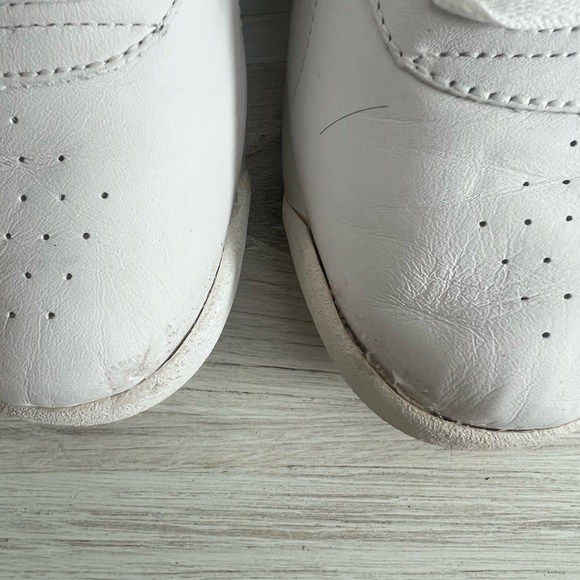 Vintage 1980s Reebok Freestyle Leather High Tops with Teal Inlay - Picture 7 of 9